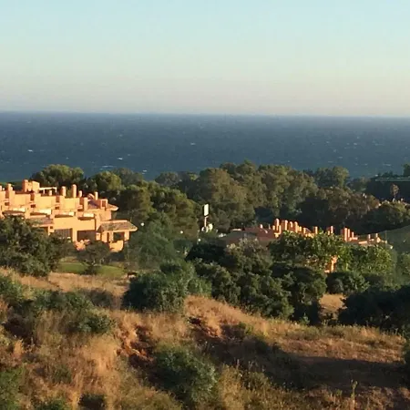 Дом отдыха Gorgeous Cabopino With Stunning Views
