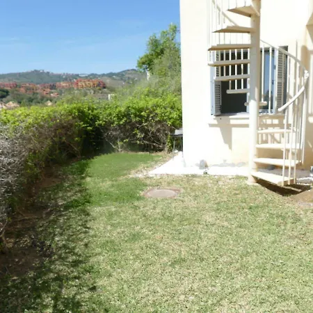 Gorgeous Cabopino With Stunning Views Дом отдыха *